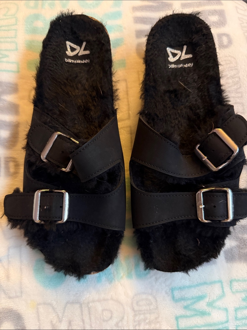 Dirty Laundry Black Fuzzy Double-Buckle Slide Sandals, Size 40 (W9)